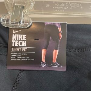NEW Nike Tech, Dri-Fit, Capri Length, Tight Fit, black